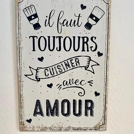 App T1 Chaleureux Au Coeur De شقة *
